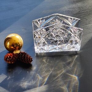 Vintage | pinwheel cut crystal | napkin or letter holder